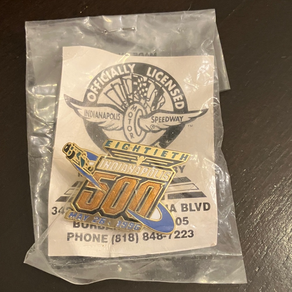 Indianapolis 500 Commemorative Pin 80th Indy 500